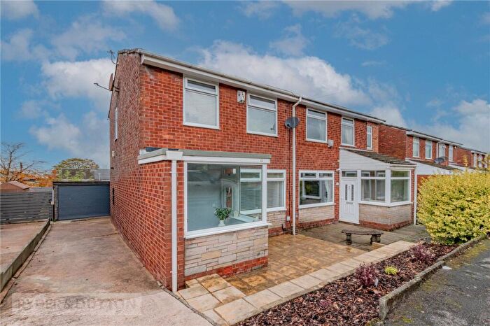 3 Bedroom Semi Detached House For Sale In Hollymount Drive, Moorside, Oldham, OL4