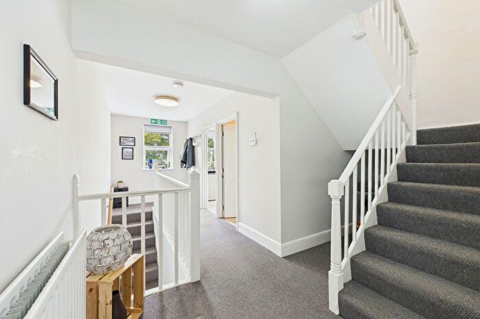 2 Bedroom Flat For Sale In Howard Street, Reading, RG1