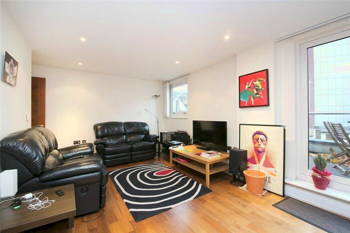 2 Bedroom Flat To Rent In Clerkenwell Road, London, EC1M