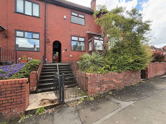 2 Bedroom Terraced House For Sale In Lord Street, Stalybridge, SK15