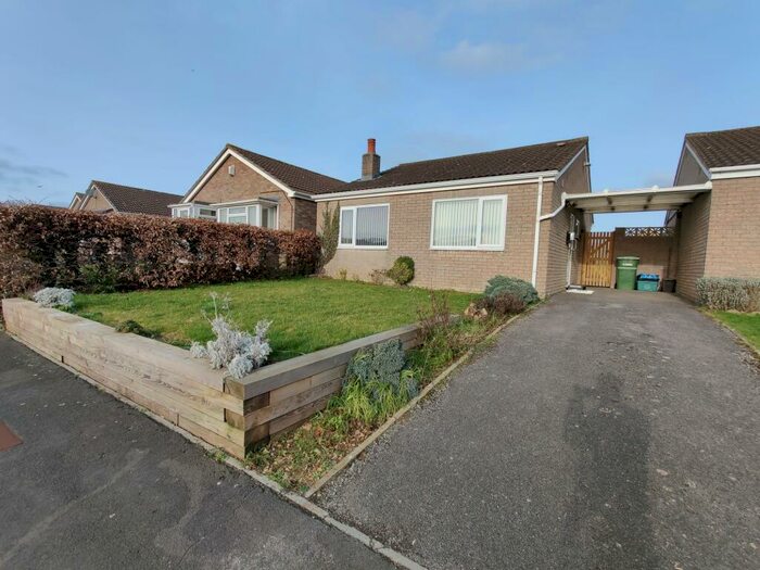 2 Bedroom Bungalow To Rent In Pedlars Grove, Frome, BA11