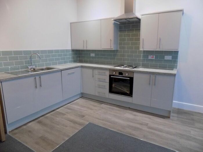 2 Bedroom Flat To Rent In Walter Road, Swansea, SA1