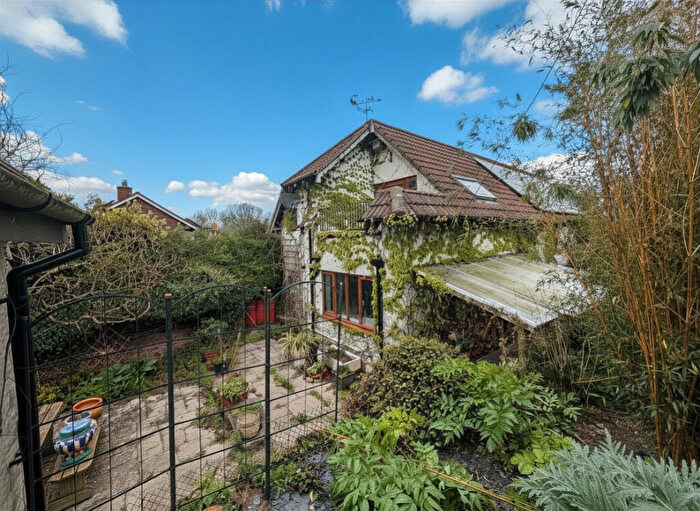 4 Bedroom Semi Detached House For Sale In ., Tiverton, EX16