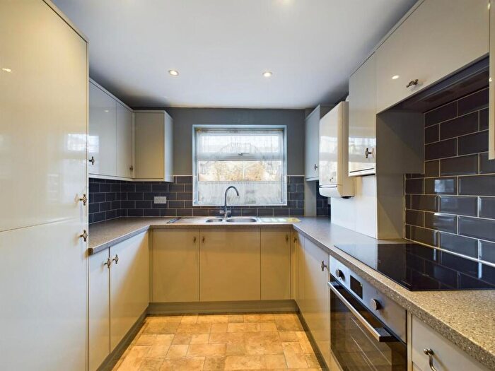 3 Bedroom Detached House For Sale In Malvern Drive, Bristol, BS30