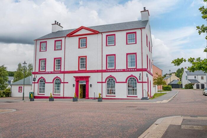 2 Bedroom Flat For Sale In Douglas Court, Tornagrain, Inverness, IV2