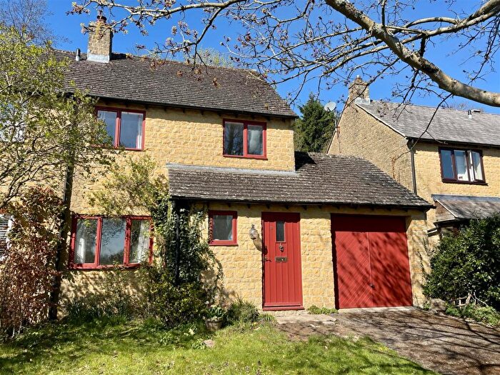 3 Bedroom Semi-Detached House For Sale In Orchard Rise, Longborough, GL56