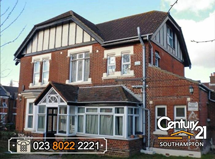 1 Bedroom Flat To Rent In |Ref: |, Portswood Road, Southampton, SO17