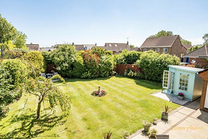 4 Bedroom Detached House For Sale In Toddington Park, Wick, BN17