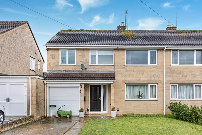 5 Bedroom Semi Detached House For Sale In Courtfield, Tetbury, Gloucestershire, GL8