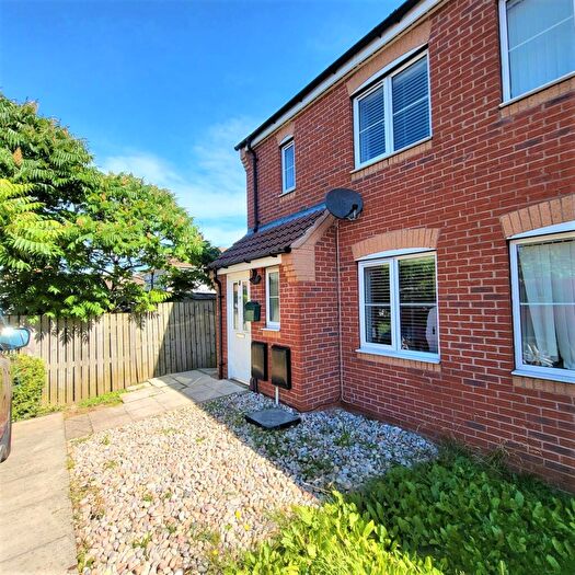 2 Bedroom Semi-Detached House To Rent In Aidans Close, Doncaster, DN2