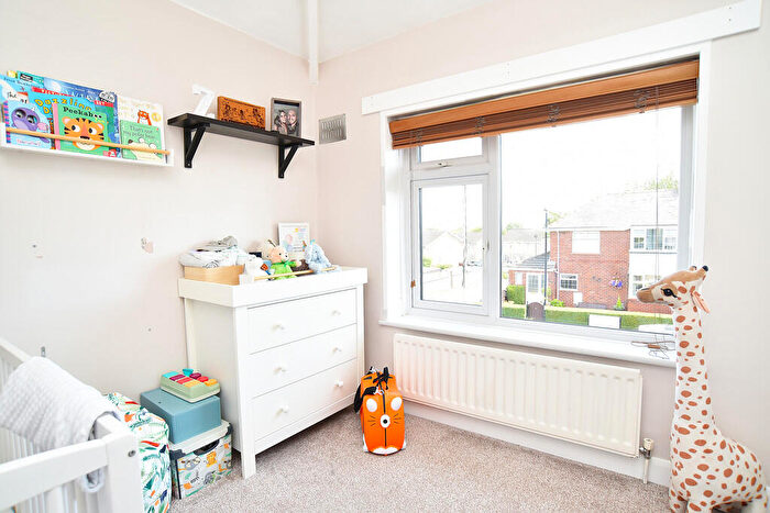 3 Bedroom End Of Terrace House For Sale In Kingsley Park Road, Harrogate, HG1