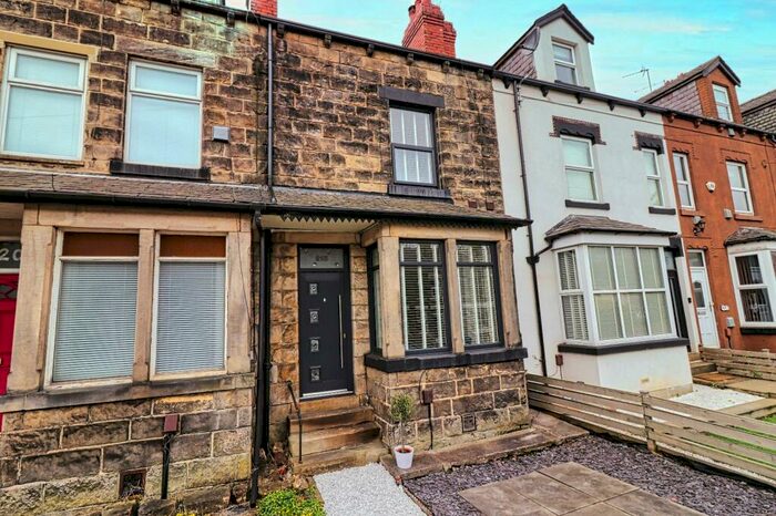 4 Bedroom Terraced House To Rent In Low Lane, Horsforth, Leeds, West Yorkshire, LS18