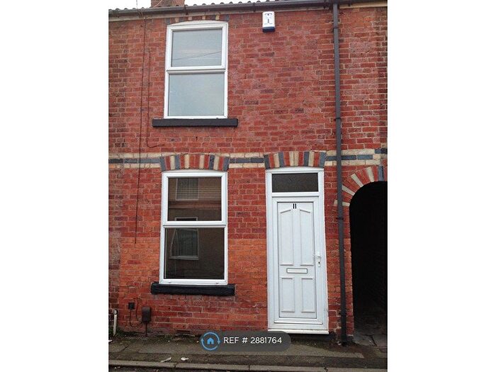 2 Bedroom Terraced House To Rent In Mountcastle Street, Chesterfield, S41