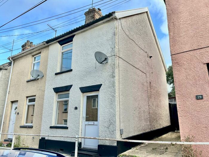 2 Bedroom House To Rent In Victoria Road, Stowmarket, IP14