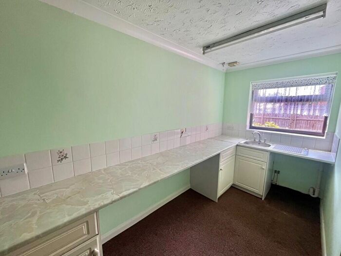 2 Bedroom Detached Bungalow For Sale In Hall Lane, Moulton Seas End, PE12