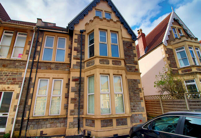 7 Bedroom Serviced Apartments To Rent In Linden Road, Westbury Park, Bristol, Somerset, BS6