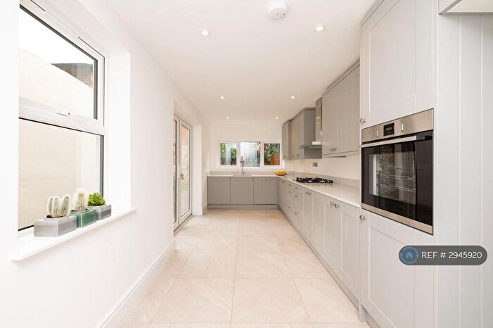 4 Bedroom Terraced House To Rent In Regent Street, Oxford, OX4
