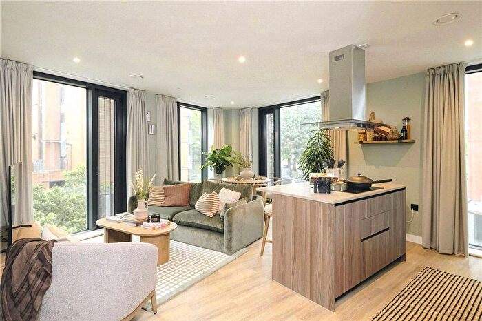 2 Bedroom Flat To Rent In One Eastside, James Watt Queensway, Birmingham, B4