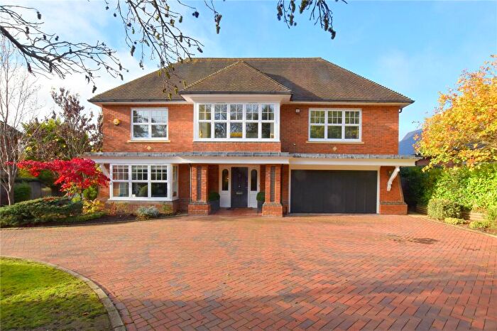 6 Bedroom Detached House For Sale In Brookfield Place, Cobham, KT11