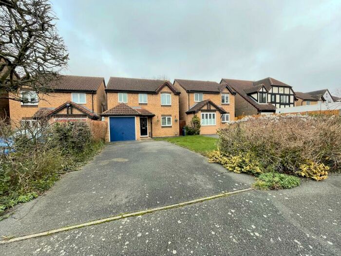 4 Bedroom Detached House To Rent In Armingford, Crescent, SG8