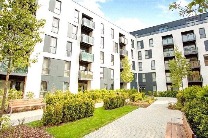 2 Bedroom Apartment For Sale In Witley House, Garfield Road, Addlestone, KT15