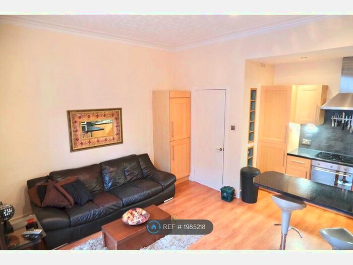 1 Bedroom Flat To Rent In Wallfield Place, Aberdeen, AB25