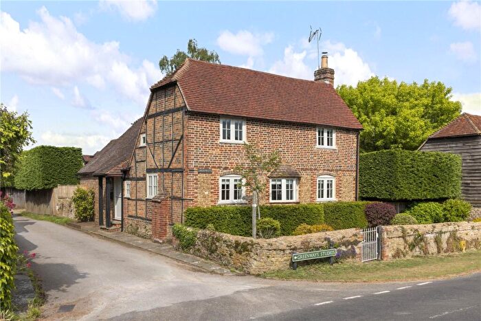 3 Bedroom Detached House For Sale In Lower Eashing, Godalming, Surrey, GU7
