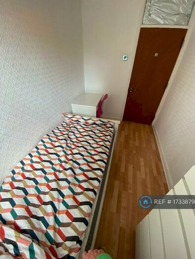 5 Bedroom Maisonette To Rent In Wimbourne Court, London, N1