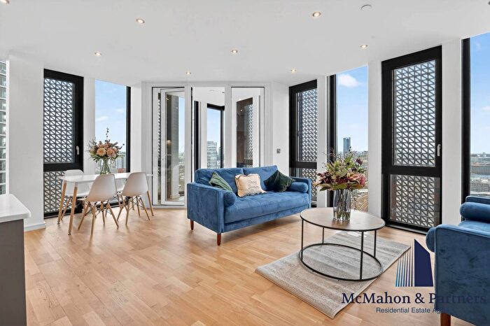 2 Bedroom Flat To Rent In Newington Causeway, Elephant And Castle, London, London, SE1