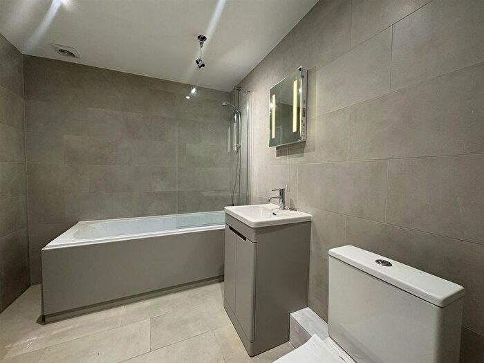 2 Bedroom Maisonette To Rent In Islingword Road, Brighton, BN2