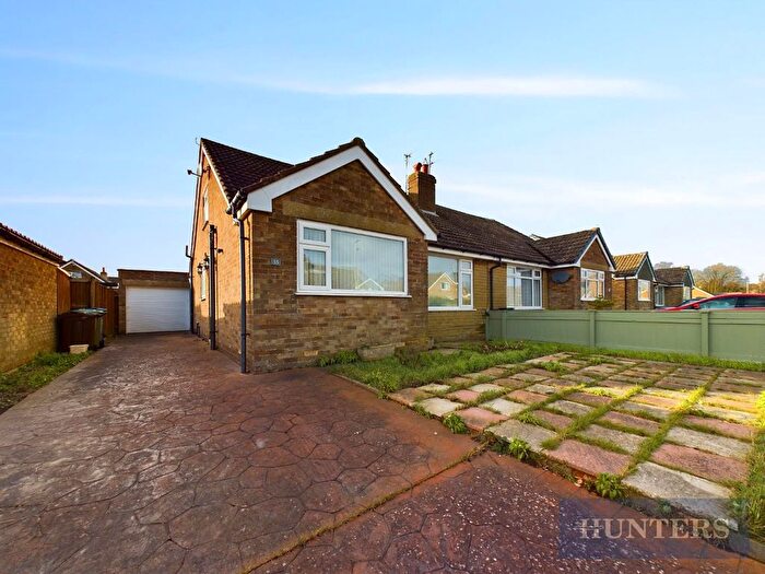 3 Bedroom Semi Detached Bungalow For Sale In Candler Avenue, West Ayton, Scarborough, YO13