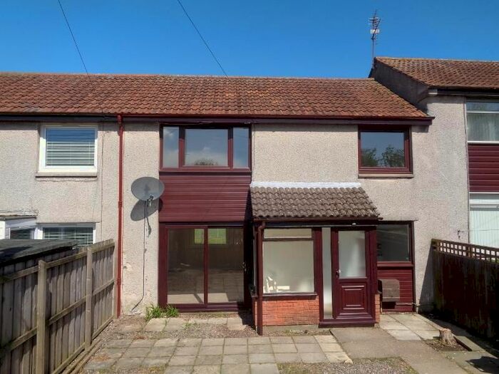 3 Bedroom Terraced House To Rent In Huntly Drive, Glenrothes, Fife, KY6