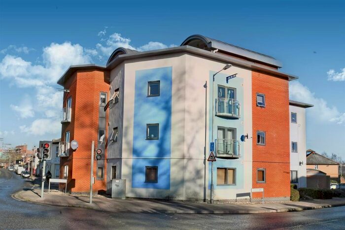 2 Bedroom Flat To Rent In Brickfield Close, Ipswich, IP2