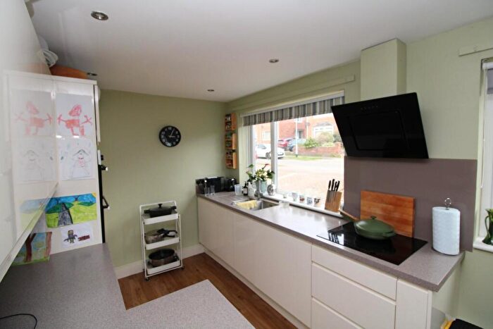3 Bedroom Semi-Detached House For Sale In Winthrop Road, Bury St. Edmunds, IP33