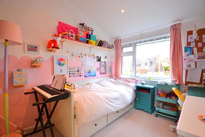 3 Bedroom Terraced House For Sale In Ashenground Road, Haywards Heath, RH16