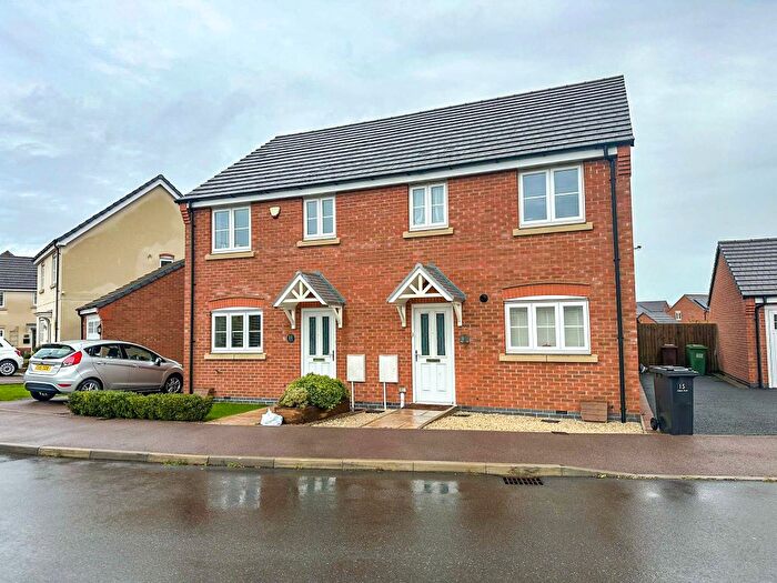 3 Bedroom Semi-Detached House To Rent In Gilbert Road, Mountsorrel, LE12