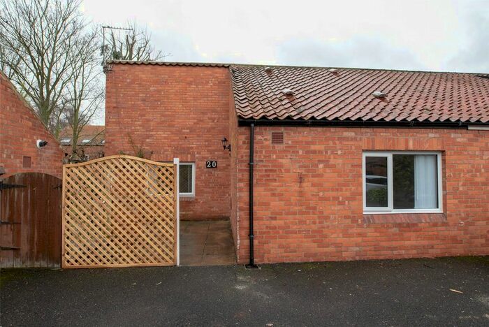 2 Bedroom Semi-Detached House To Rent In Turners Croft, Heslington, York, YO10