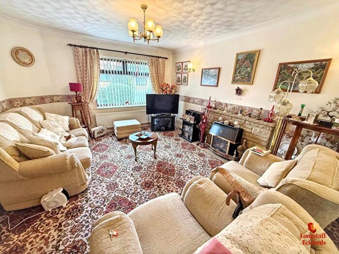 3 Bedroom Detached Bungalow For Sale In Ermine Close, Bourne, PE10