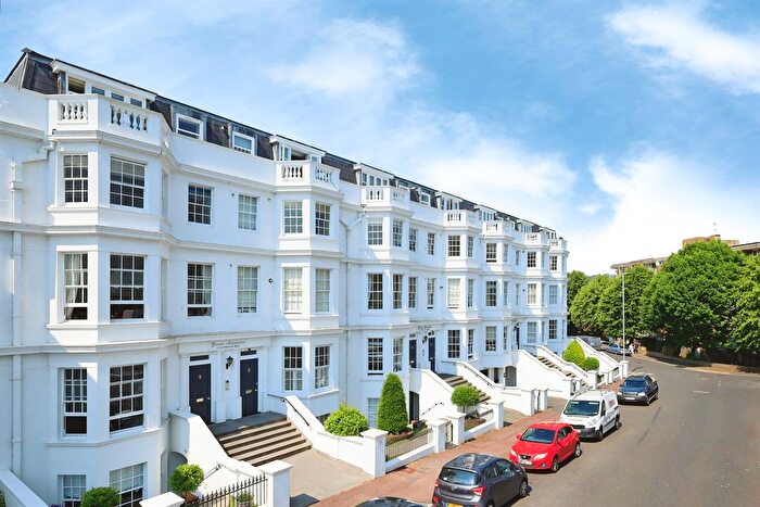 3 Bedroom Flat For Sale In Silverdale Road, Eastbourne, BN20