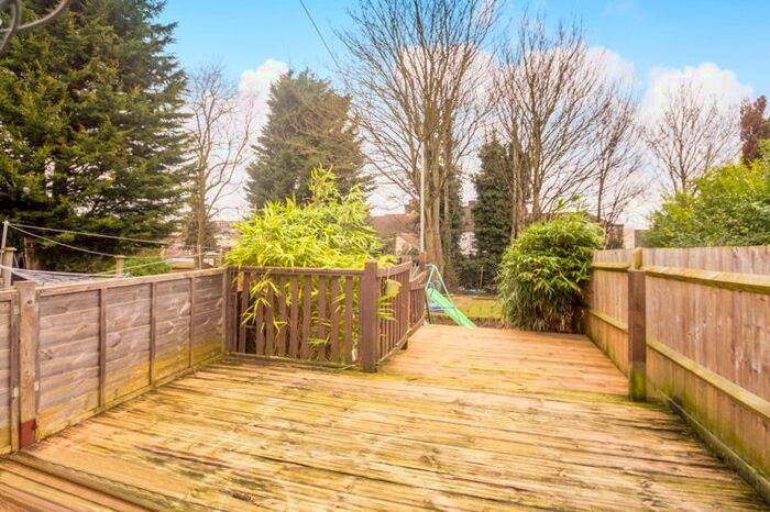 3 Bedroom Terraced House To Rent In Magpie Hall Road, Chatham, ME4