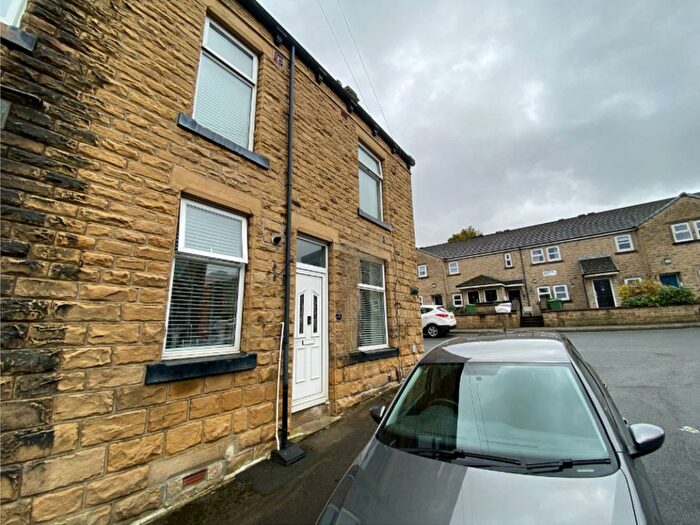 3 Bedroom House To Rent In Eggleston Street, Leeds, LS13