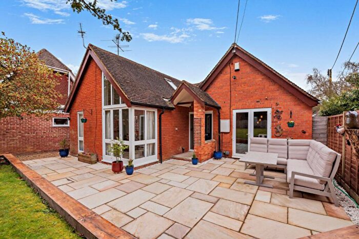 4 Bedroom Detached House For Sale In Hermitage Road, Cold Ash, Thatcham, Berkshire, RG18