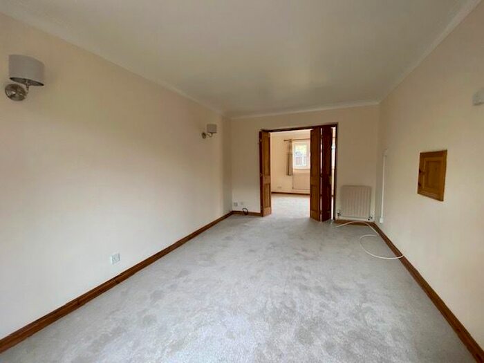 4 Bedroom Property To Rent In Goddard Way, Saffron Walden, CB10