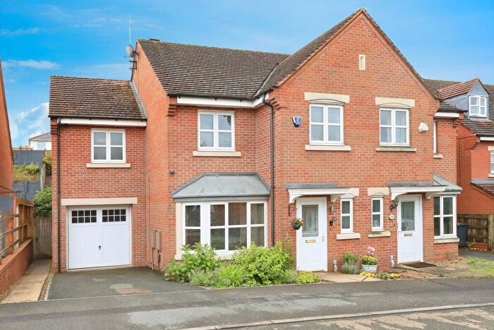 4 Bedroom Semi-Detached House For Sale In Ray Mercer Way, Kidderminster, Worcestershire, DY10