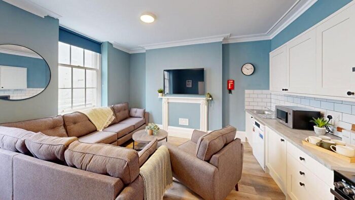 6 Bedroom House To Rent In A, Denmark Street, BS1