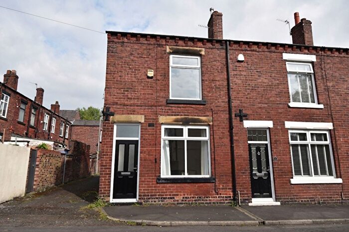 2 Bedroom End Of Terrace House To Rent In Peace Street, Tyldesley, M29