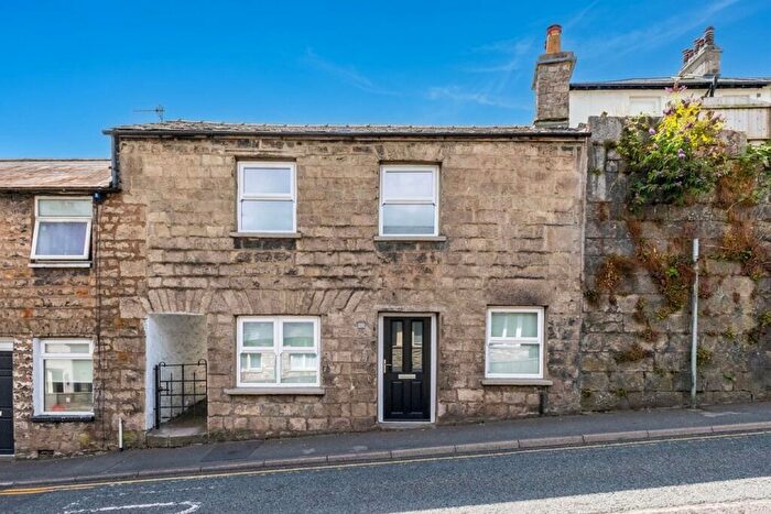 3 Bedroom Terraced House For Sale In Windermere Road, Kendal, LA9
