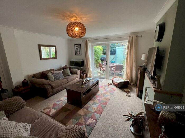 2 Bedroom Terraced House To Rent In York Street, Cheltenham, GL52