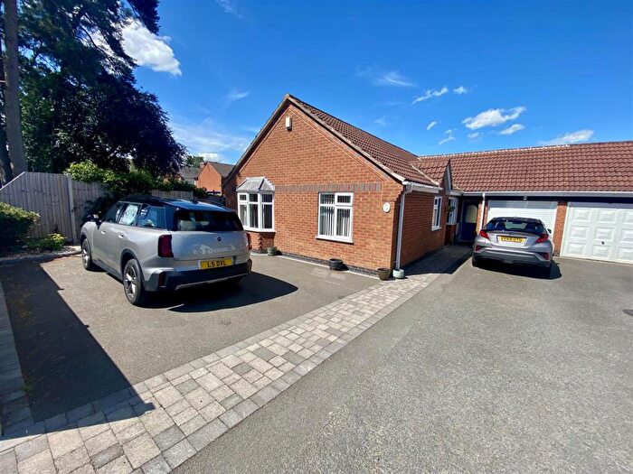 3 Bedroom Semi-Detached Bungalow For Sale In Equity Road, Earl Shilton, Leicester, LE9