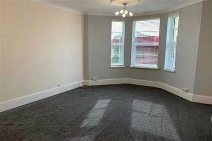 1 Bedroom Flat To Rent In Dartmouth Road, Paignton - Rent Includes Heating & Water Rates!, TQ4